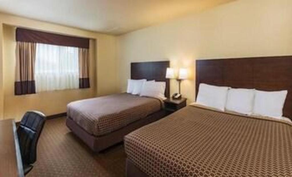 Lemon Heights Inn Тастін Екстер'єр фото