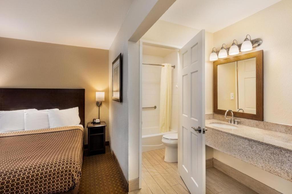 Lemon Heights Inn Тастін Екстер'єр фото